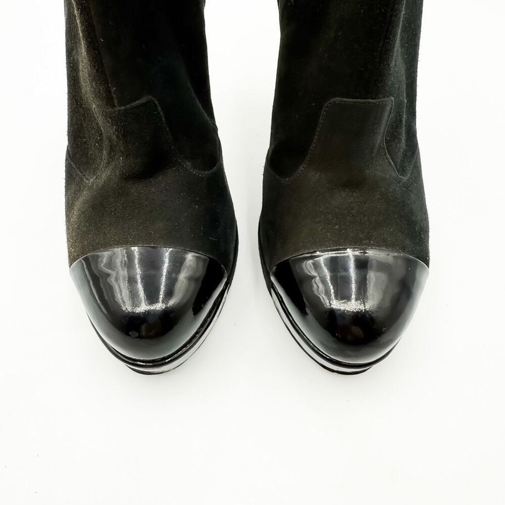 Chanel CC Cap Toe Black Suede Leather Ankle Boots Heels EU 39.5 - Picture 3 of 13